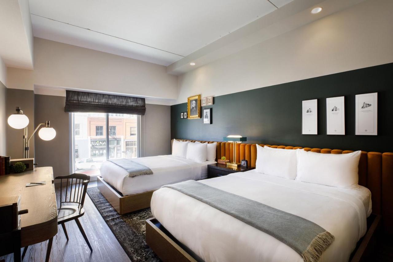 Cyrus Hotel, Topeka, A Tribute Portfolio Hotel מראה חיצוני תמונה