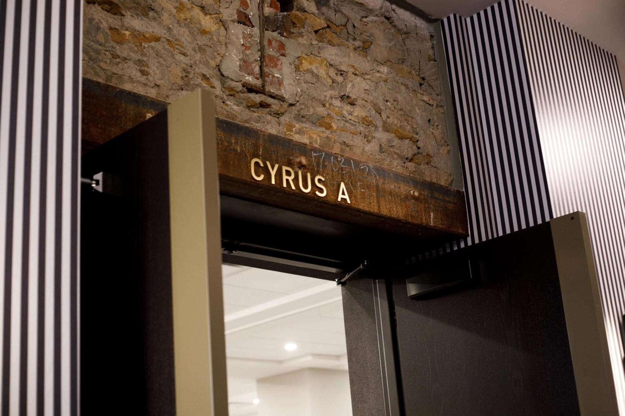 Cyrus Hotel, Topeka, A Tribute Portfolio Hotel מראה חיצוני תמונה