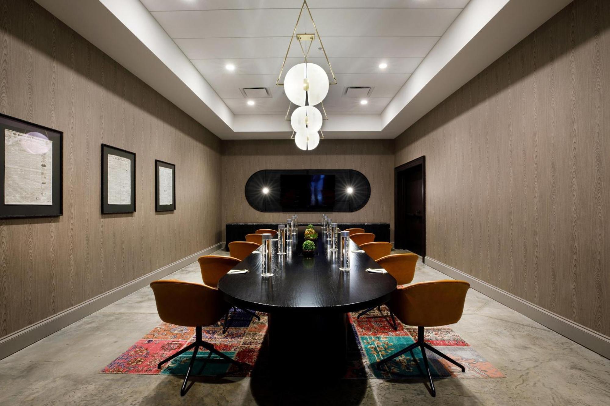 Cyrus Hotel, Topeka, A Tribute Portfolio Hotel מראה חיצוני תמונה