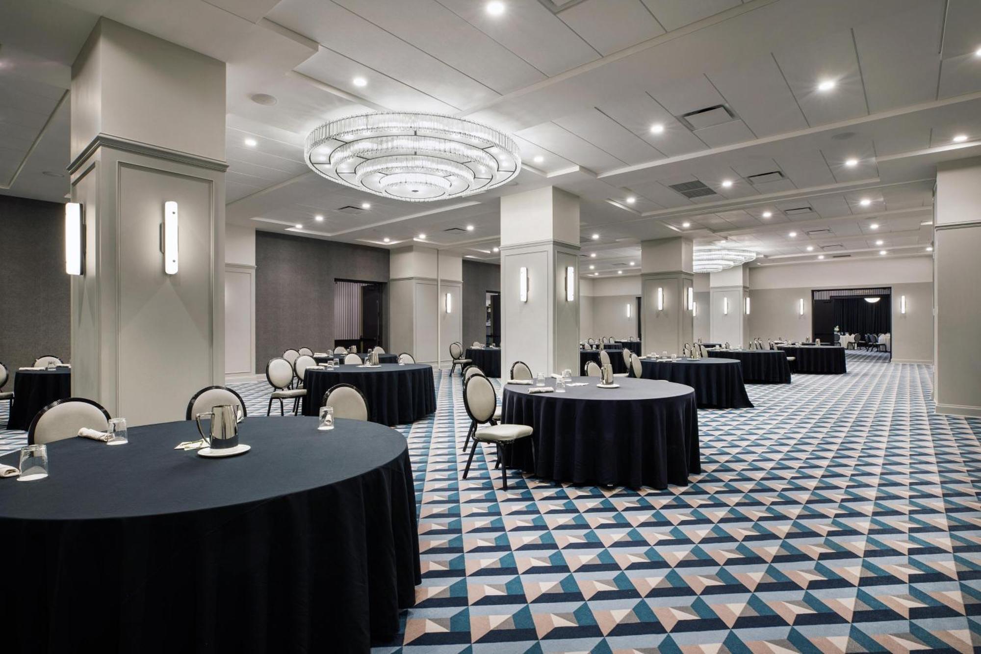 Cyrus Hotel, Topeka, A Tribute Portfolio Hotel מראה חיצוני תמונה